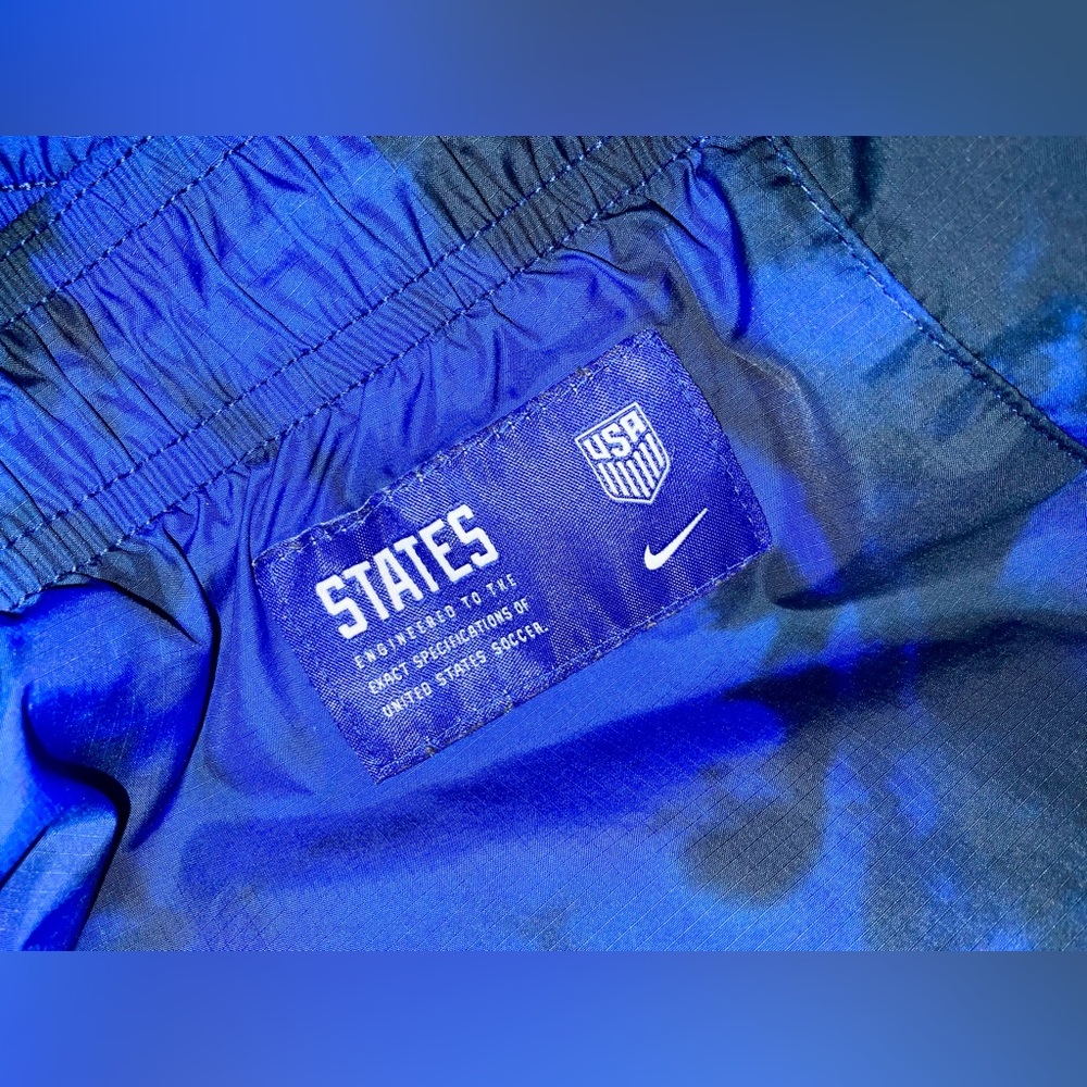 Nike USA Soccer lightweight jogger pants in size medium / like new - Picture 5 of 9